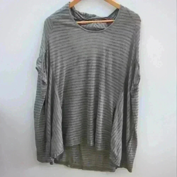 UNIQ | Tan/Grey Women's Striped Oversized Distressed  Poncho Style Shirt - Picture 1 of 4